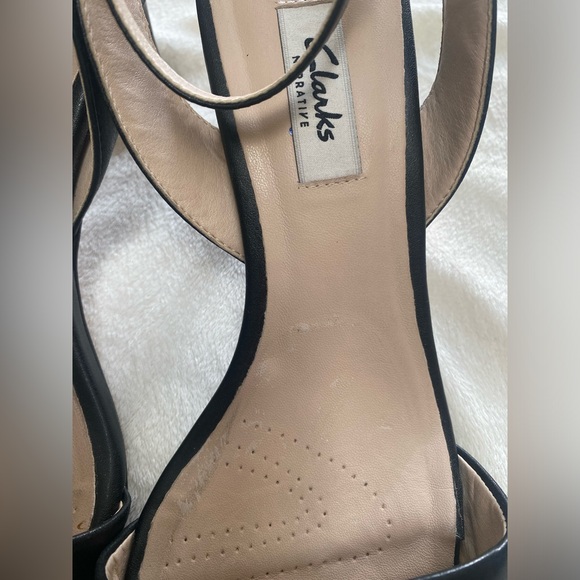 Clarks Amali Jewel Black Leather AnkleStraps Sandal Size 9 - Picture 5 of 8